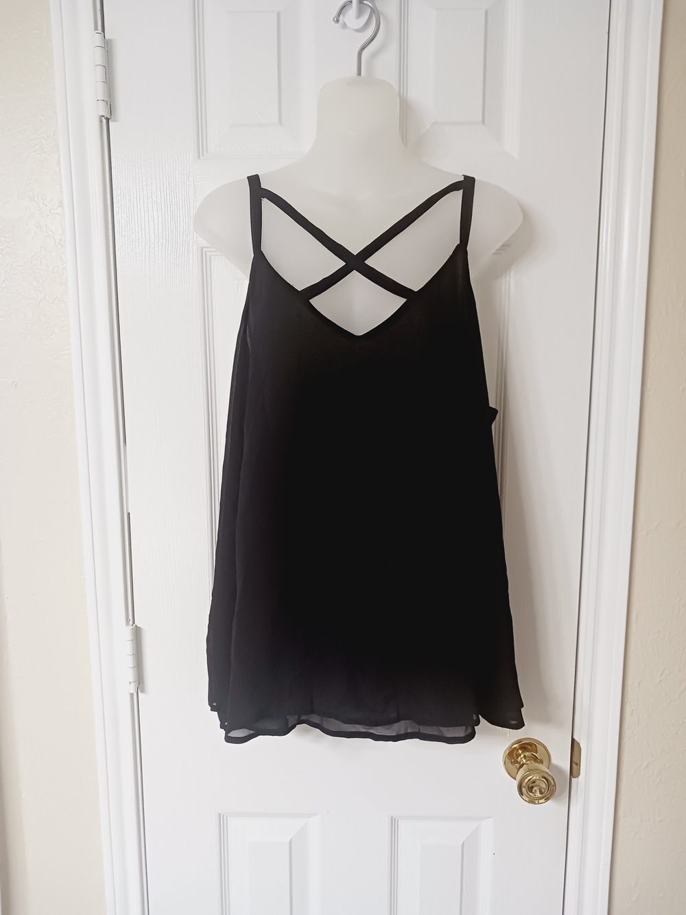 Torrid Black Strappy Flowy Cami Top NWOT